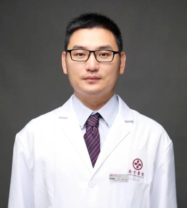 配资炒股的 赖春晓、张甦颖、张海宁、李建国将到日照市中医医院坐诊